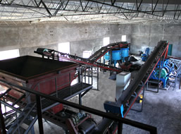 新西蘭干粉壓球機(jī)客戶